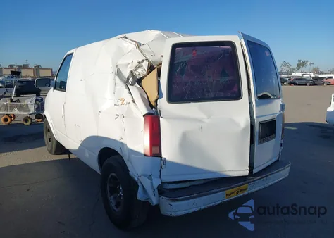 1989 Chevrolet Astro z USA, uszkodzony, nr VIN 1GCDM15Z2KB153148